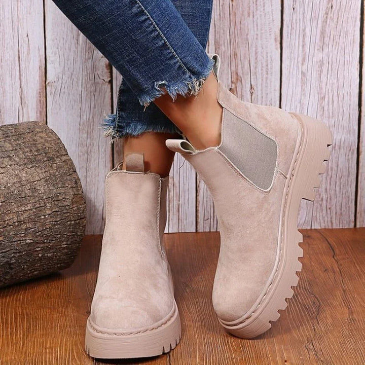 Opaline | Women Chelsea Lug Winter Boots