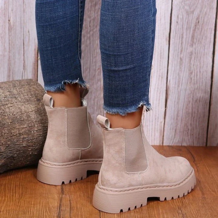 Opaline | Women Chelsea Lug Winter Boots
