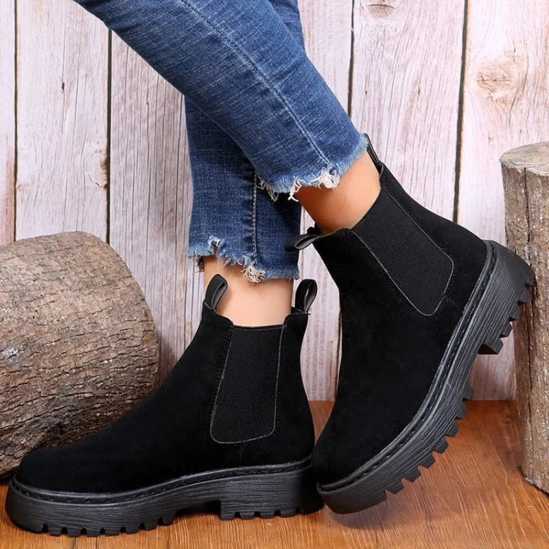 Opaline | Women Chelsea Lug Winter Boots
